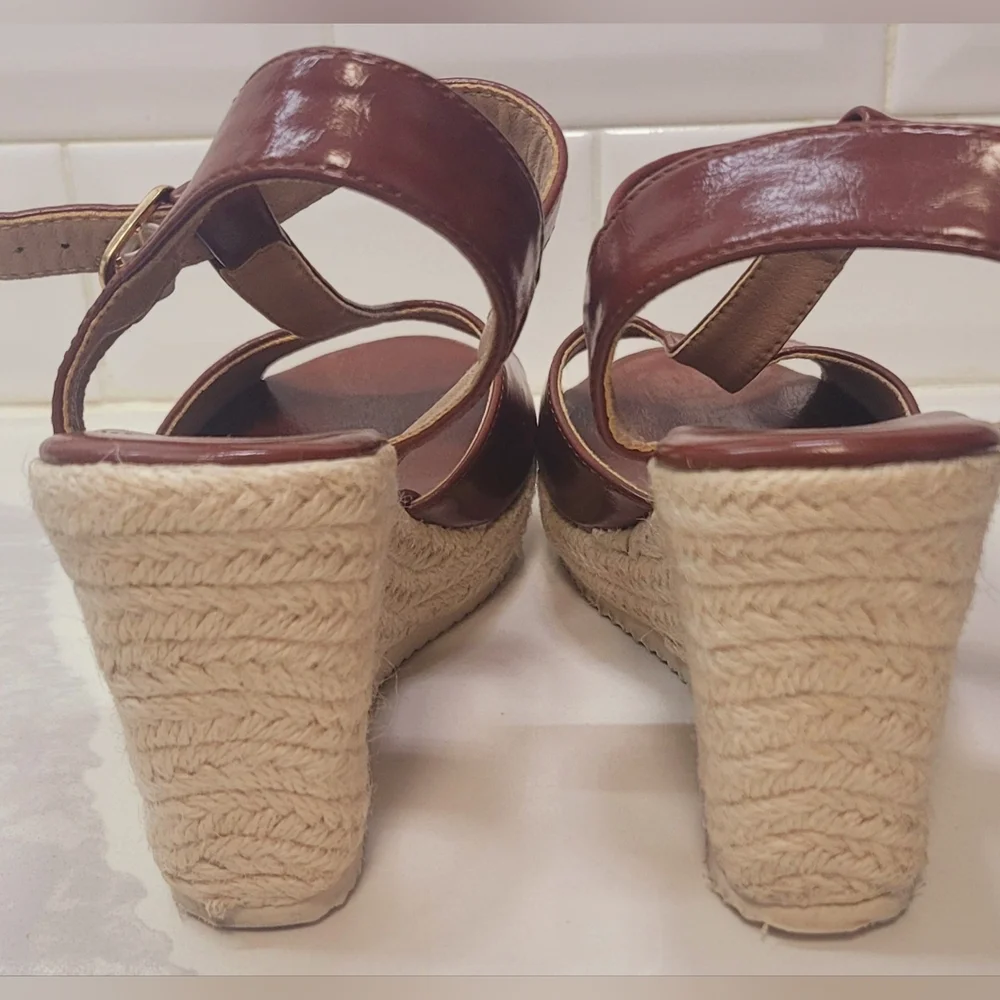 Brown T-Strap Espadrille Wedge Sandals Size 6 Summer Casual